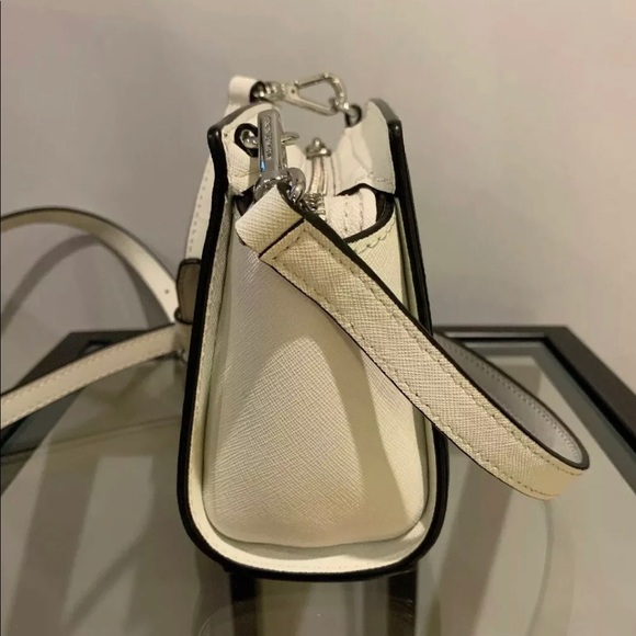 Michael Kors Selma Mini Leather Crossbody Bag NWOT - Picture 6 of 8